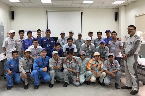 Kỷ niệm buổi đào tạo pha màu sơn ô tô